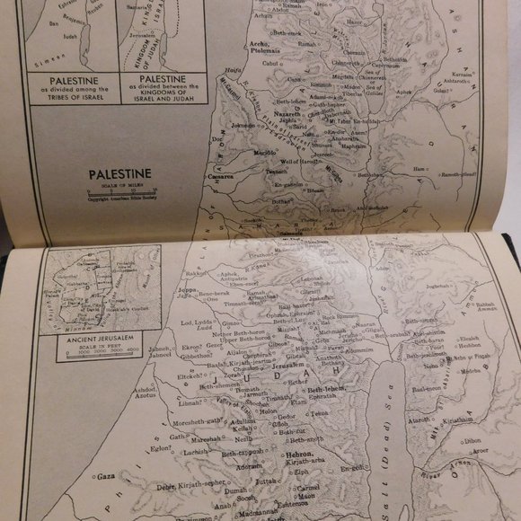 Holy Bible Old and New Testaments American Bible Society 1939 with Maps - Picture 8 of 12